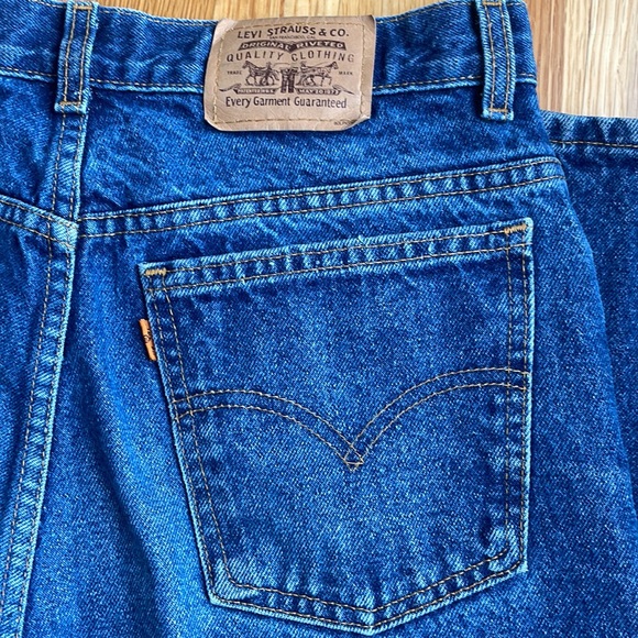 Vintage Levi’s orange tab jeans. - Picture 2 of 5